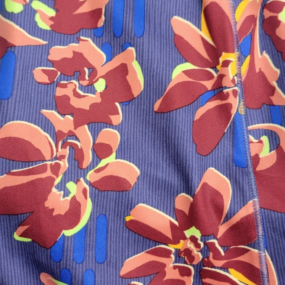 Athleta Salutation Stash 16.5 Skort‎ Floral Powervita Blue Purple Small NWT